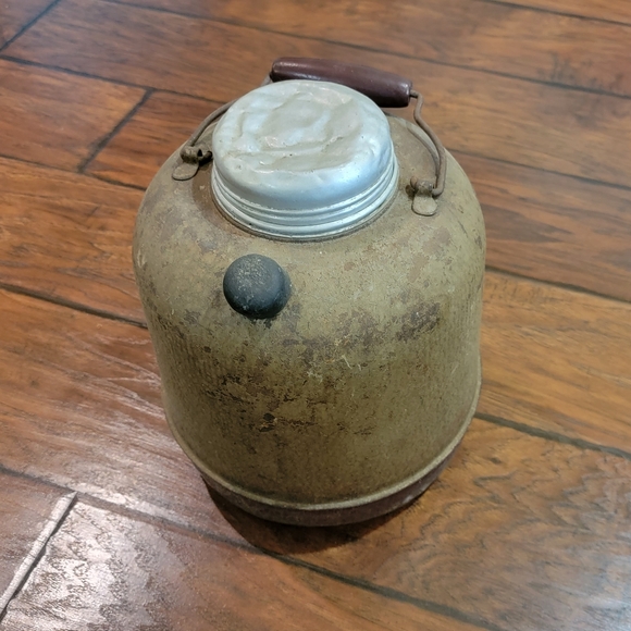 Vintage thermos cooler - Picture 1 of 8